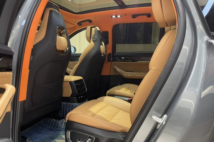 Used Lynk & Co 09 EM-P 2021 2.0T PHEV Halo Six-Seater
