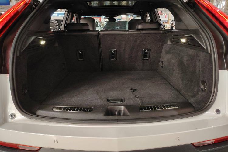 Used Cadillac XT4 2021 28T Two-Wheel Drive Leading Version
