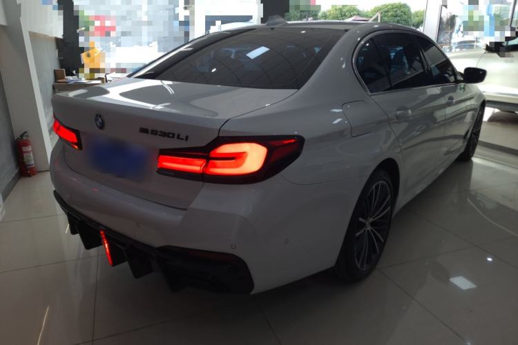 Used BMW 5 Series 2022 Restyled 530Li Leading Edition M Sport Package