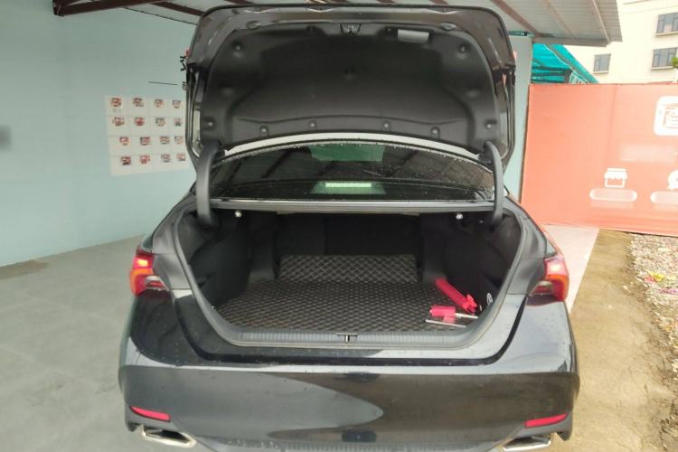 Used Toyota Avalon 2019 2.0L XLE Premium Edition China VI
