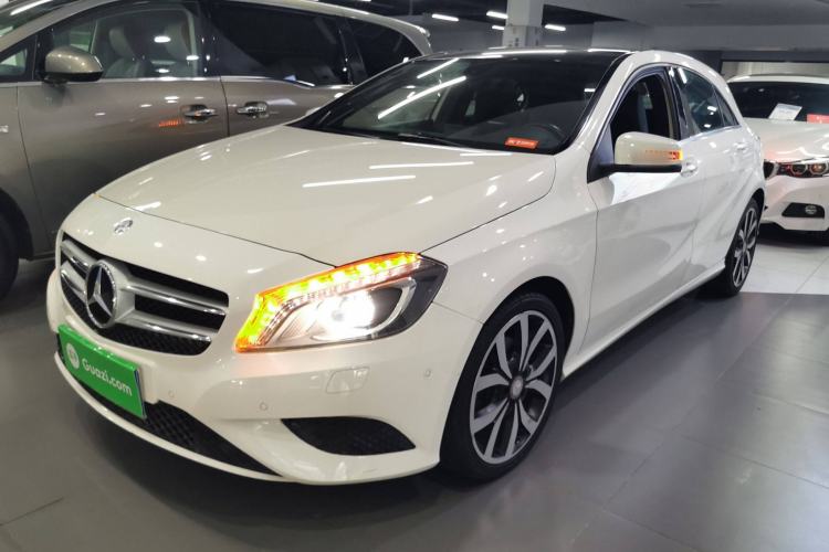 Used Mercedes-Benz A-Class 2015 A 200 Fashion Model
