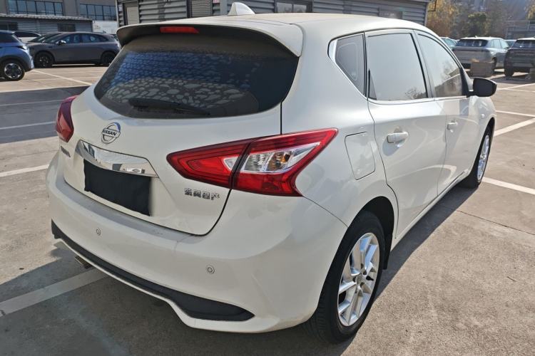 Used Nissan Tiida 2021 1.6L CVT Cool Edition
