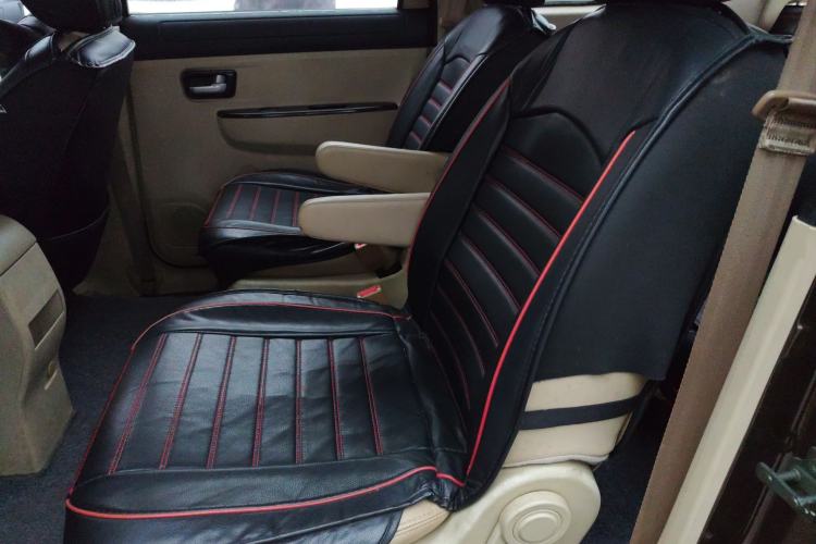 Used Dongfeng Fengon 360 2015 1.5L Manual Comfort II 7-Seater
