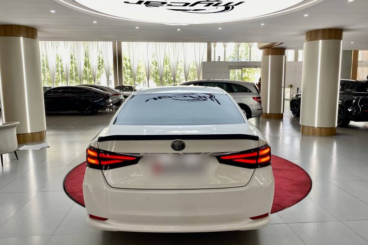 Used Toyota Crown 2015 2.0T Fashion Edition
