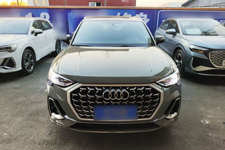 Used Audi Q3 2024 35 TFSI Fashion Dynamic Edition
