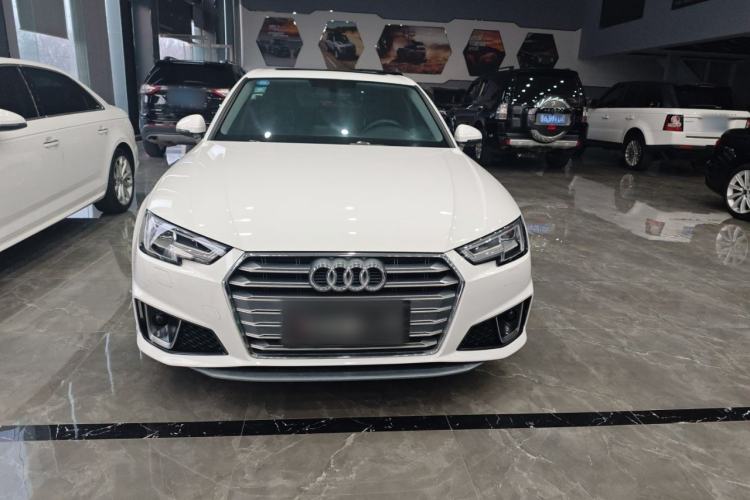 Used Audi A4L 2019 40 TFSI Fashion Edition China VI Emission Standard
