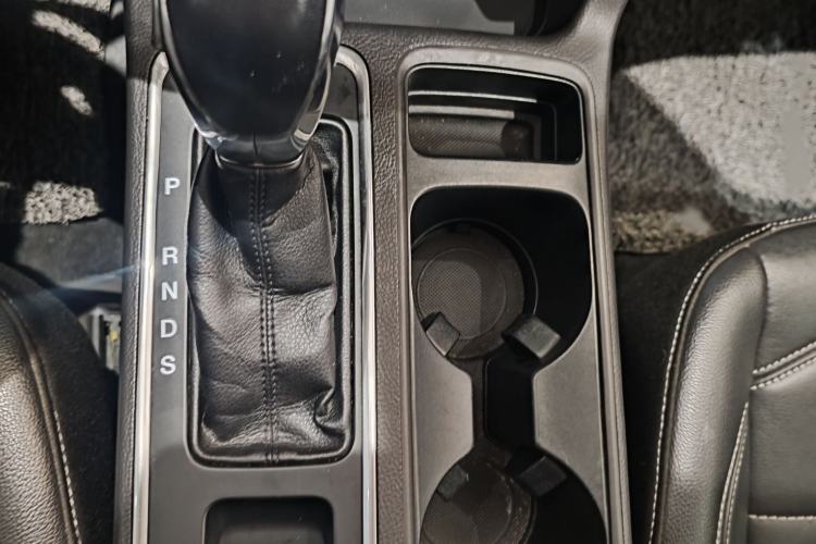 Used Ford Kuga 2018 EcoBoost 180 Two-Wheel-Drive Platinum Edition
