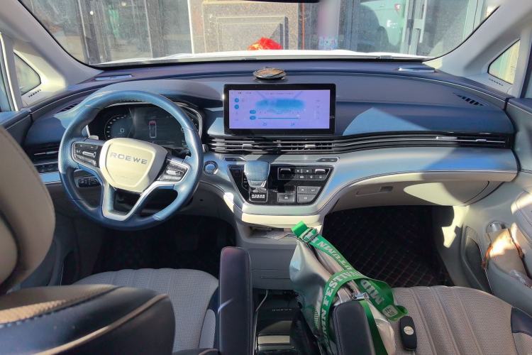 Used Roewe iMAX8 2021 400TGI Supreme Series Prestige Edition
