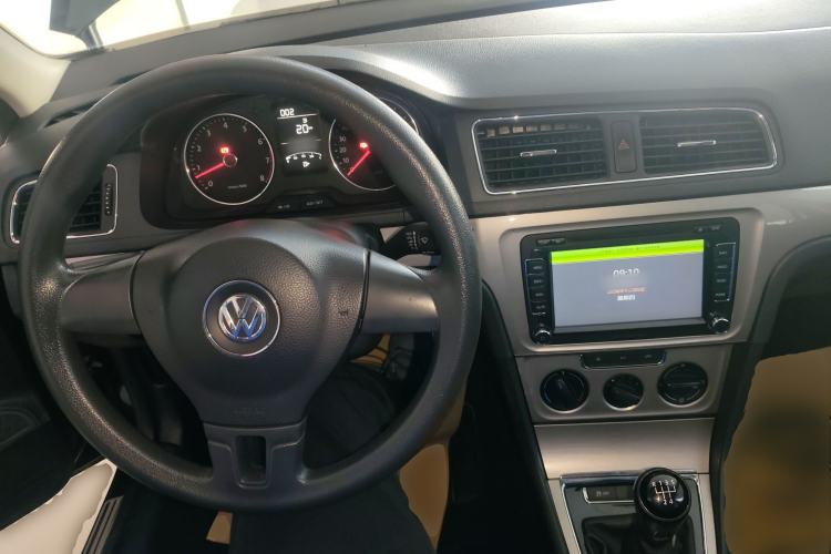 Used Volkswagen Lavida 2013 Revised Version 1.4 TSI Manual Comfort Edition
