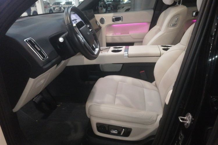 Used Li Auto L8 2023 Pro Model
