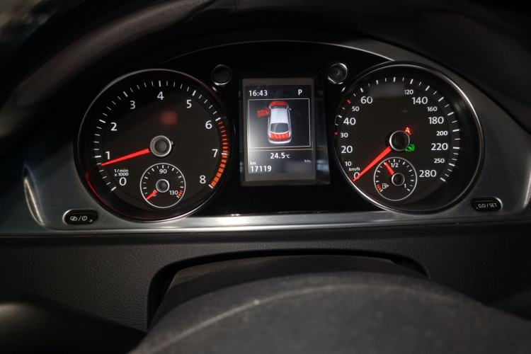 Used Volkswagen FAW-Volkswagen CC 2015 1.8TSI Luxury Model
