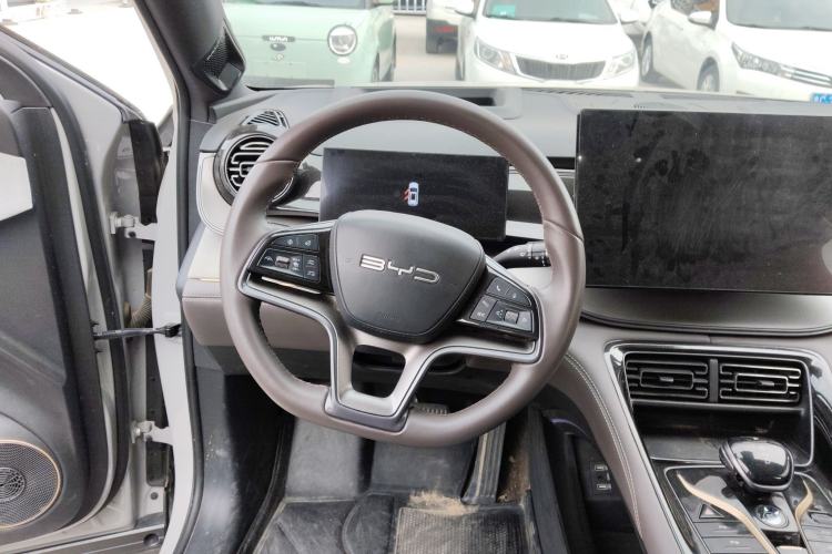 Used BYD Frigate 07 2023 DM-i 100KM Flagship Model
