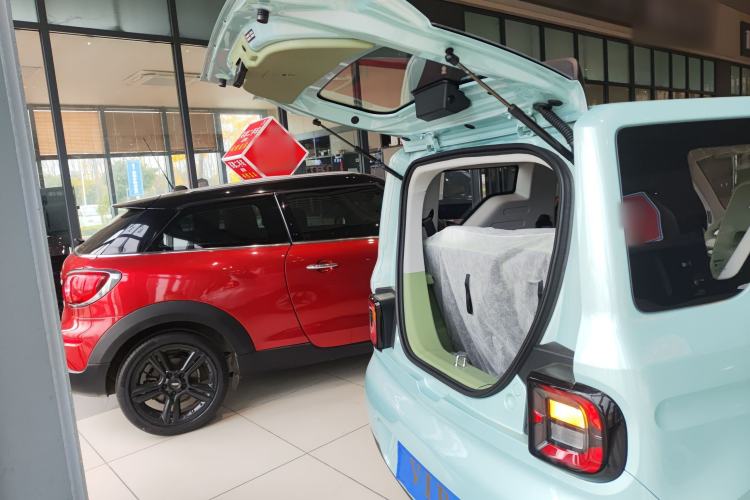 Used  Panda 2025 210 km – Yuanqi Bear
