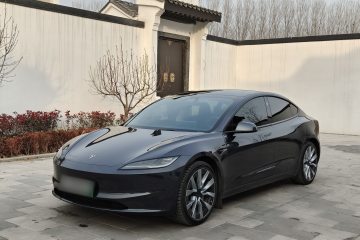 Used Tesla Model 3 2023 Long-Range All-Wheel-Drive Version