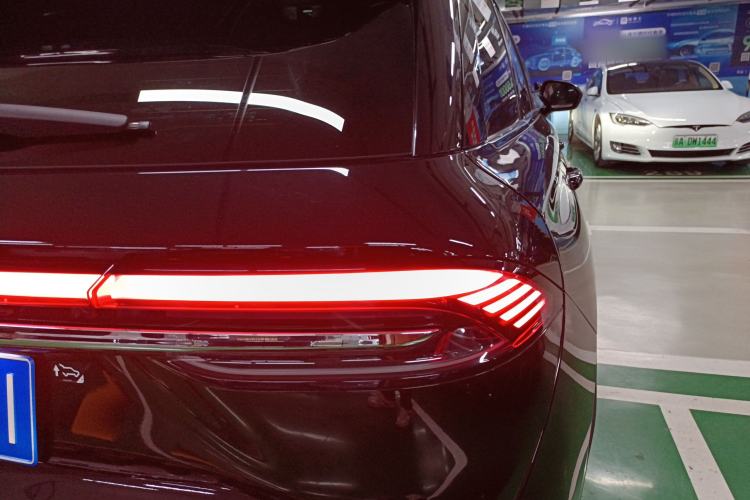 Used Lincoln Corsair 2023 2.0T Two-Wheel-Drive Luxury Edition
