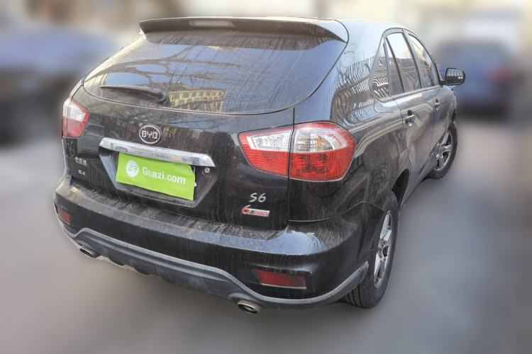 Used BYD S6 2014 2.4L Automatic Luxury Version 5 Seats