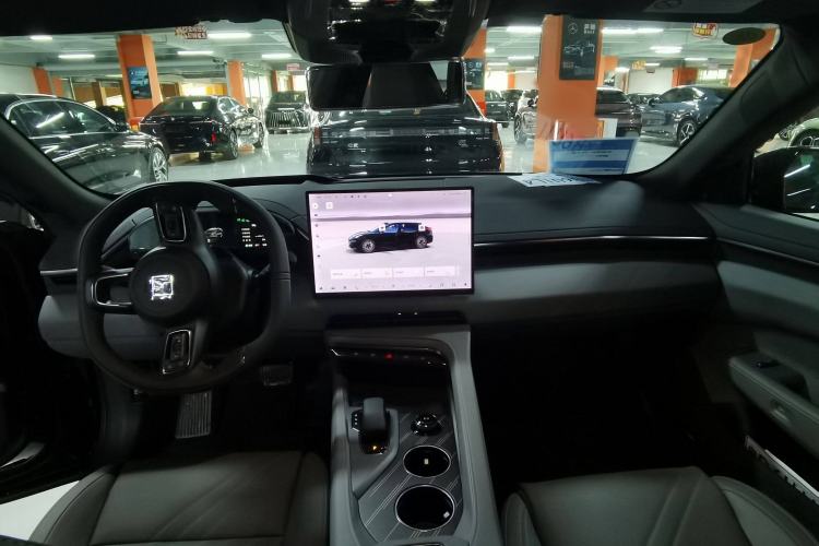 Used Zeekr 001 2025 WE Edition 100 kWh Rear-Wheel Drive
