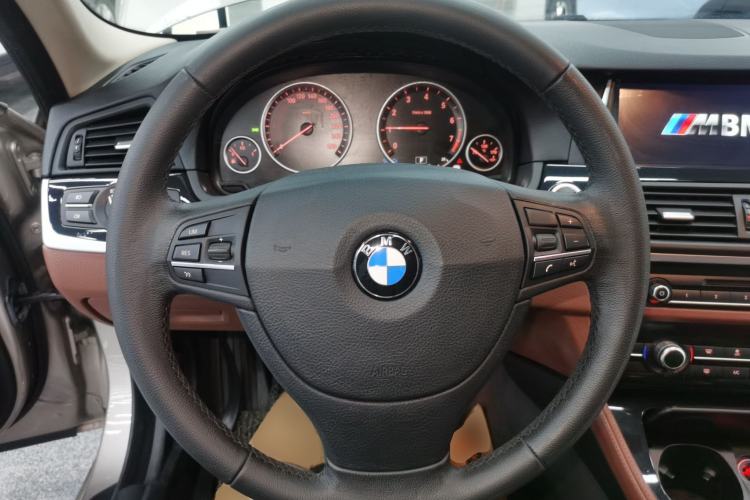Used BMW 5 Series (Import) 2015 520i Elegant Edition
