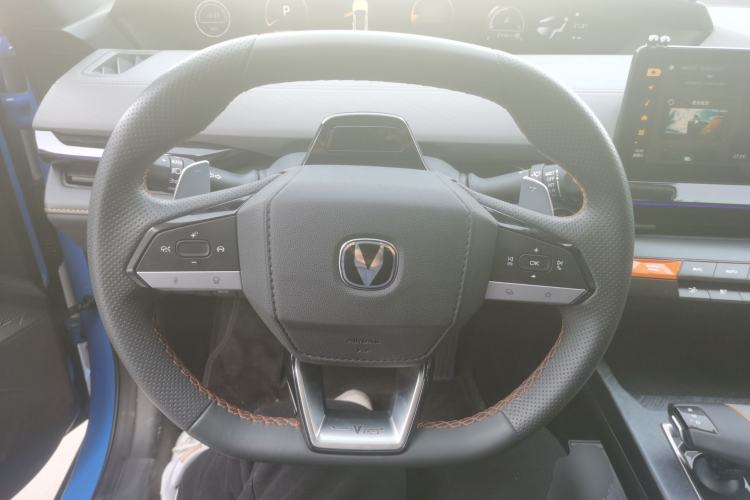 Used Changan UNI-V 2022 1.5T Prestige Version
