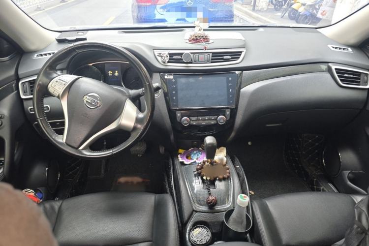 Used Nissan X-Trail 2016 2.5L CVT Sport Edition 4WD
