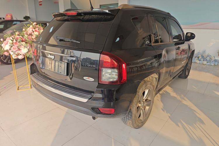 Used  Compass 2014 Revised Version 2.4L Four-Wheel Drive Comfort Edition