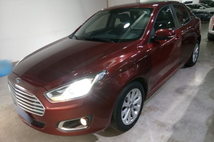Used Ford Escort 2015 1.5L Automatic Fashion Model
