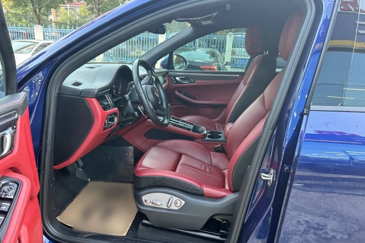 Used Porsche Macan 2022 Macan 2.0T
