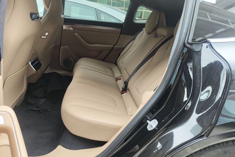 Used Hima Luxeed R7 2024 All-Electric 736 km Ultra