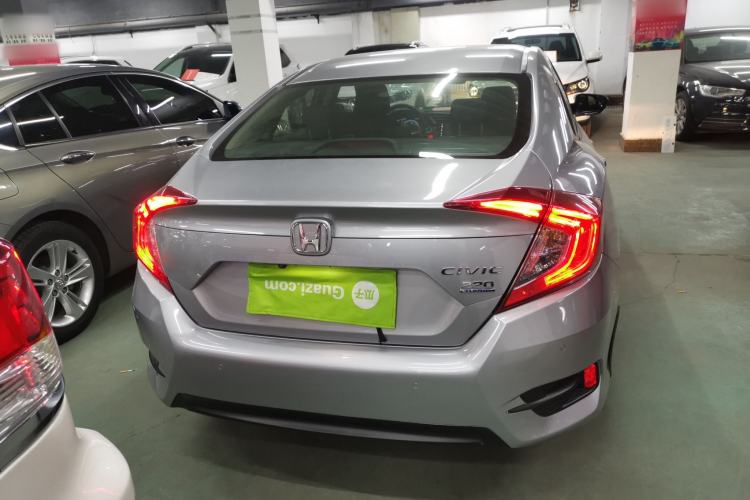 Used Honda Civic 2016 220TURBO CVT Luxury Edition
