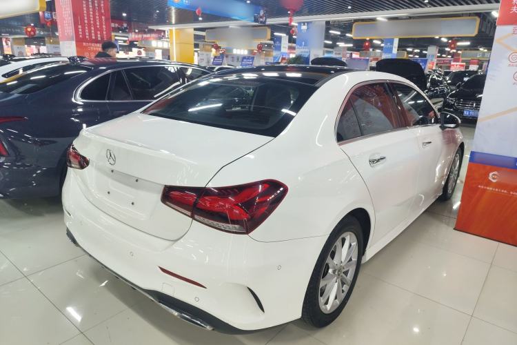 Used Mercedes-Benz A-Class 2021 A 200 L Sport Sedan Fashion Model
