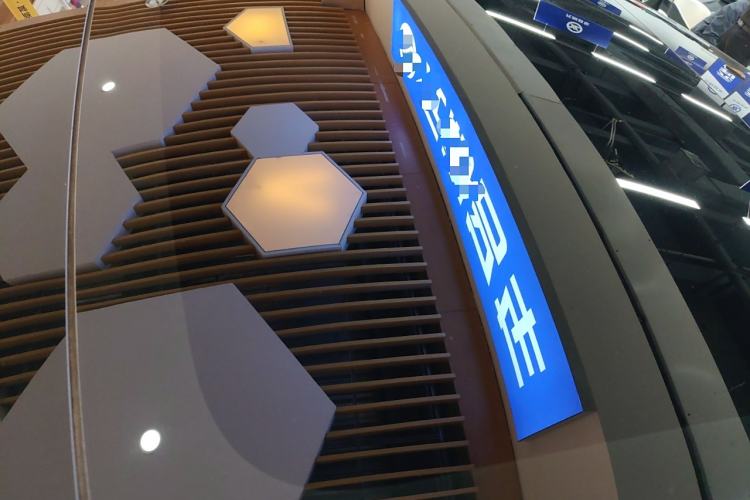 Used Tesla Model 3 2025 Rear-Wheel-Drive Version