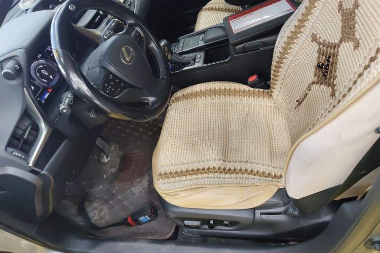 Used Lexus ES 2020 300h Premier Edition
