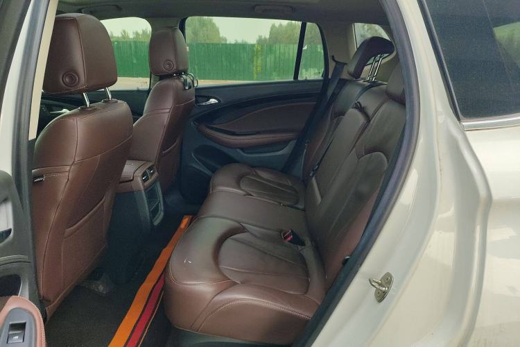 Used Buick Envision 2018 20T Two-Wheel Drive Luxury Model
