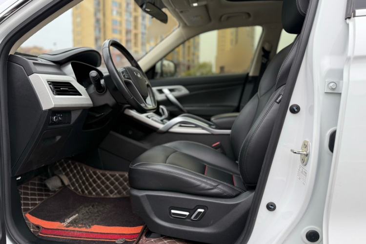 Used Geely Auto Emgrand X7 Sport 2020 1.8TD DCT Two-Wheel Drive Smart Connect 4G-Enabled Version