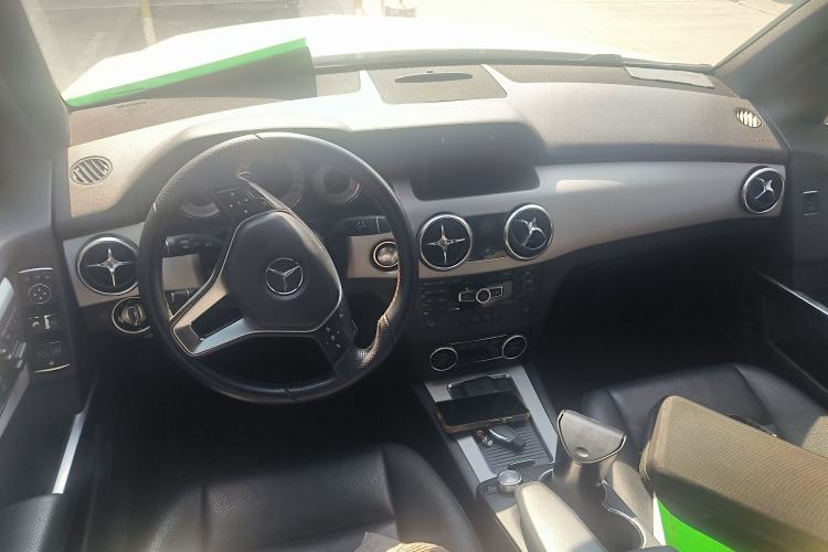 Used Mercedes-Benz GLK-Class 2013 Facelift GLK 300 4MATIC Fashion Edition
