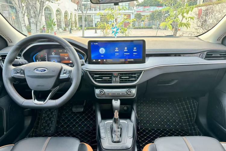 Used Ford Focus 2022 Sedan EcoBoost 180 Automatic Performance Edition