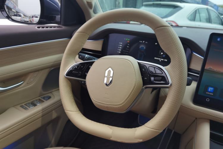 Used Hima AITO M7 2024 1.5T Intelligent Drive 4WD Ultra Version 5 Seats