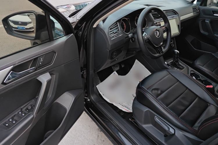 Used Volkswagen Tiguan L 2017 330TSI Automatic Two-Wheel Drive Luxury Edition
