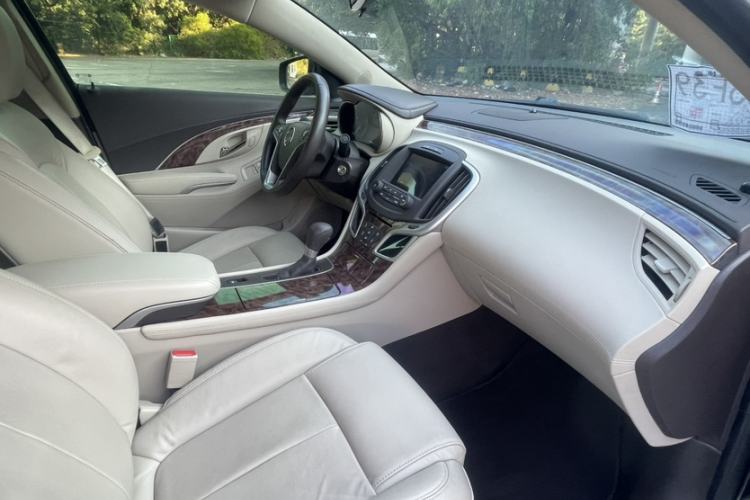 Used Buick LaCrosse 2013 2.4L SIDI Leading Comfort Version
