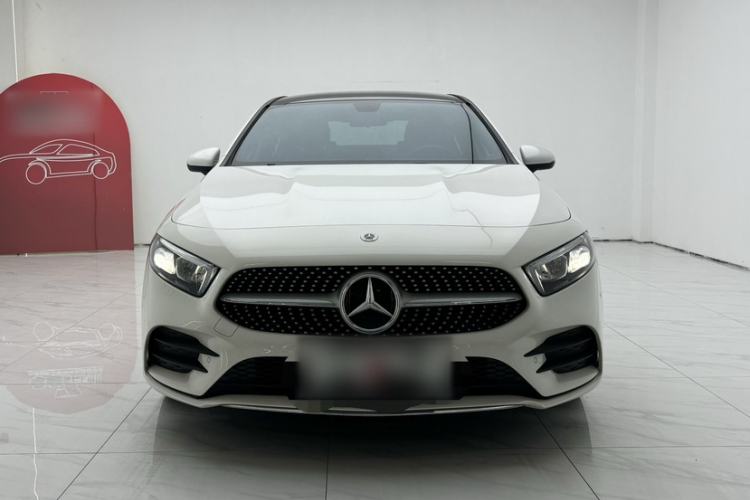 Used Mercedes-Benz A-Class 2022 Revised Version A 200 L Sport Sedan Fashionable Style