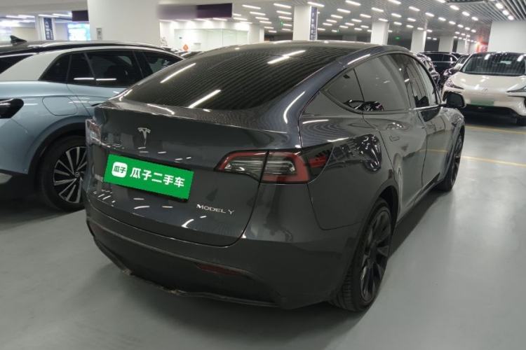 Used Tesla Model Y 2021 Long-Range All-Wheel-Drive Version 3D7
