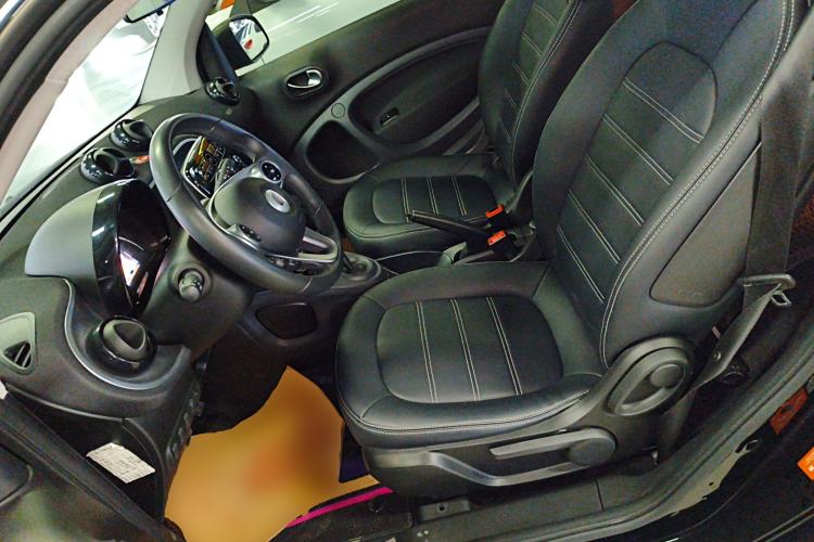 Used  fortwo 2019 0.9T 66kW Hardtop Wind Power Edition China VI
