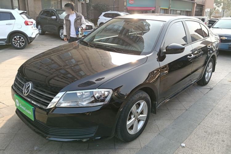 Used Volkswagen Lavida 2013 Revised Classic 1.6L Manual Fashion Edition