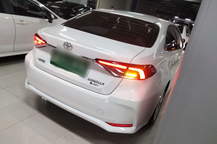 Used Toyota Corolla 2024 1.8L Smart Electric Hybrid Dual-Engine Elite Edition
