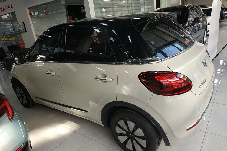 Used Wuling Bingo 2023 333 km Lingxi Connected+ Version
