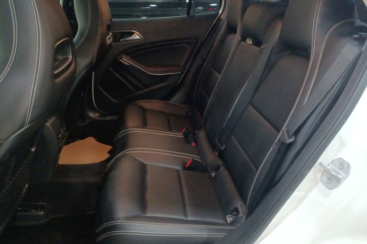 Used Mercedes-Benz GLA 2017 GLA 200 Fashion Model
