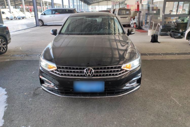 Used Volkswagen Magotan 2025 Zhongxiang Version 280TSI DSG Comfort Edition
