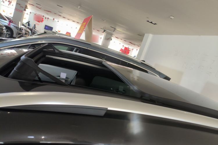 Used Volkswagen Tayron 2025 Tharu L 330TSI Two-Wheel Drive Elite City Package