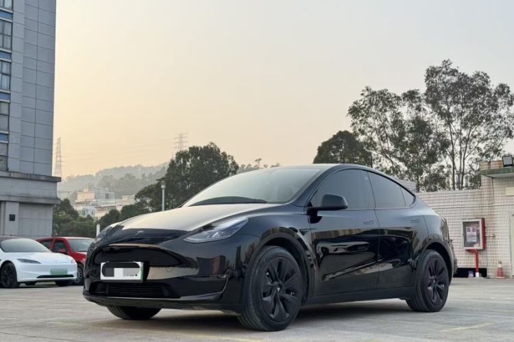 Used Tesla Model Y 2022 Long-Range All-Wheel-Drive Version
