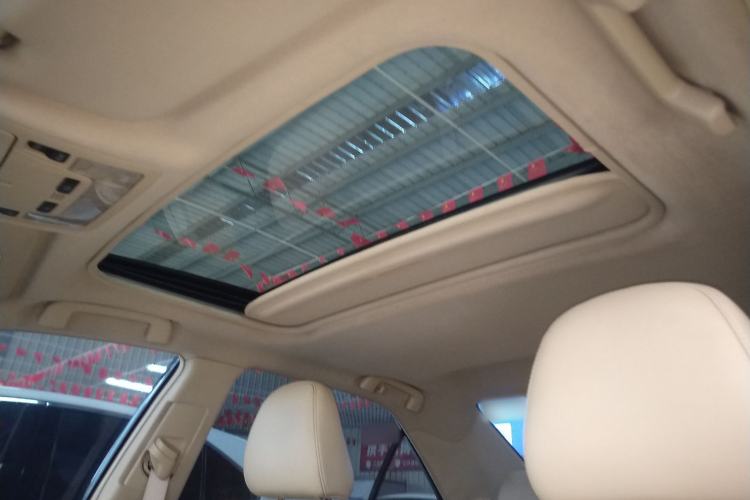 Used Toyota Camry 2015 2.0G Premier Edition
